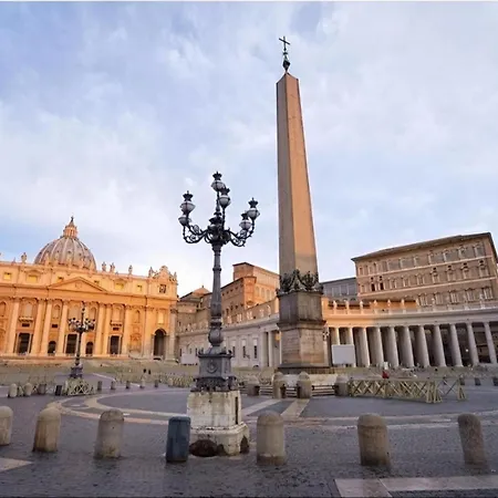 Vatican Eden דירה